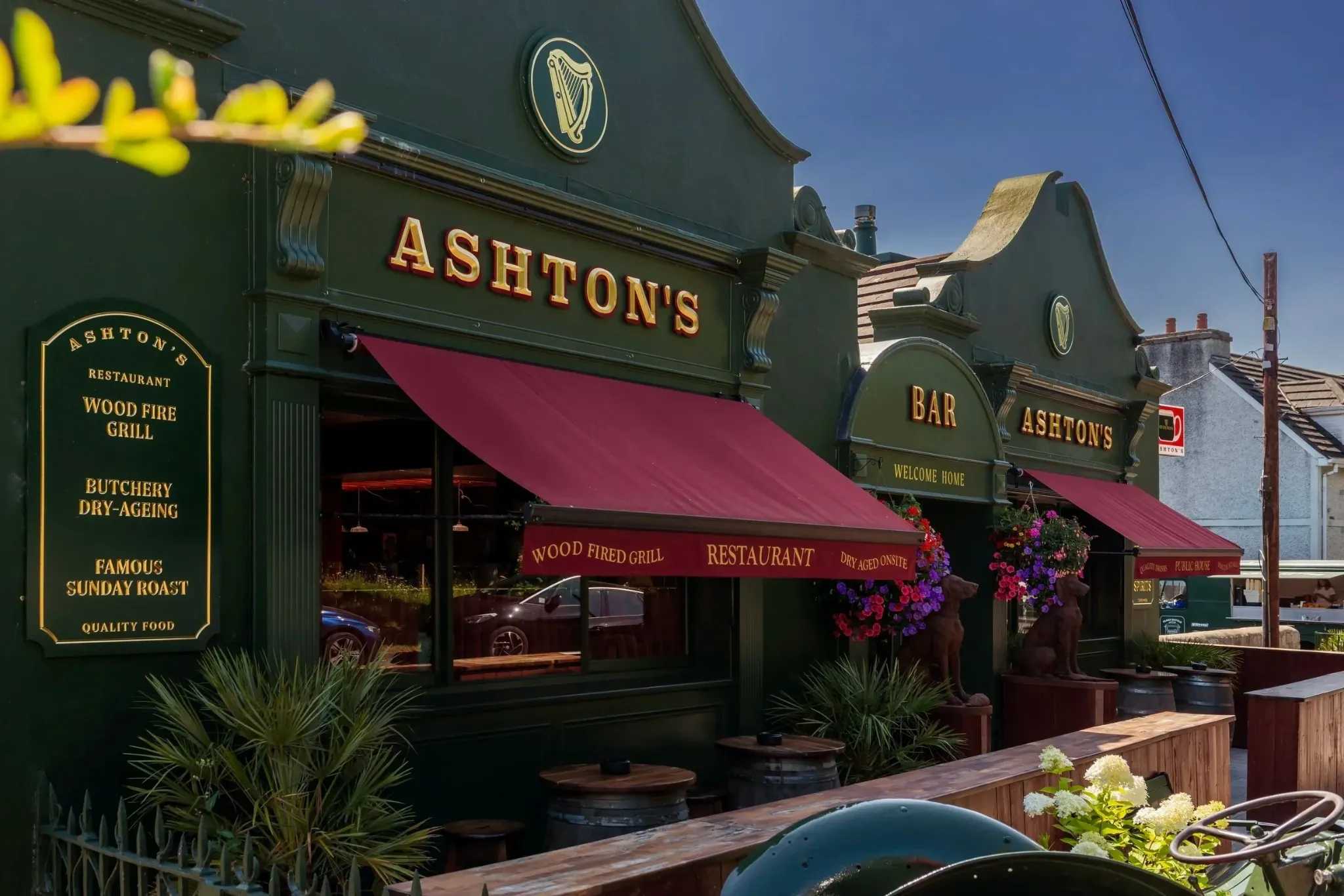 Ashton's Restaurant and Public House